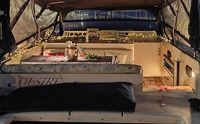 Desirè charming house boat