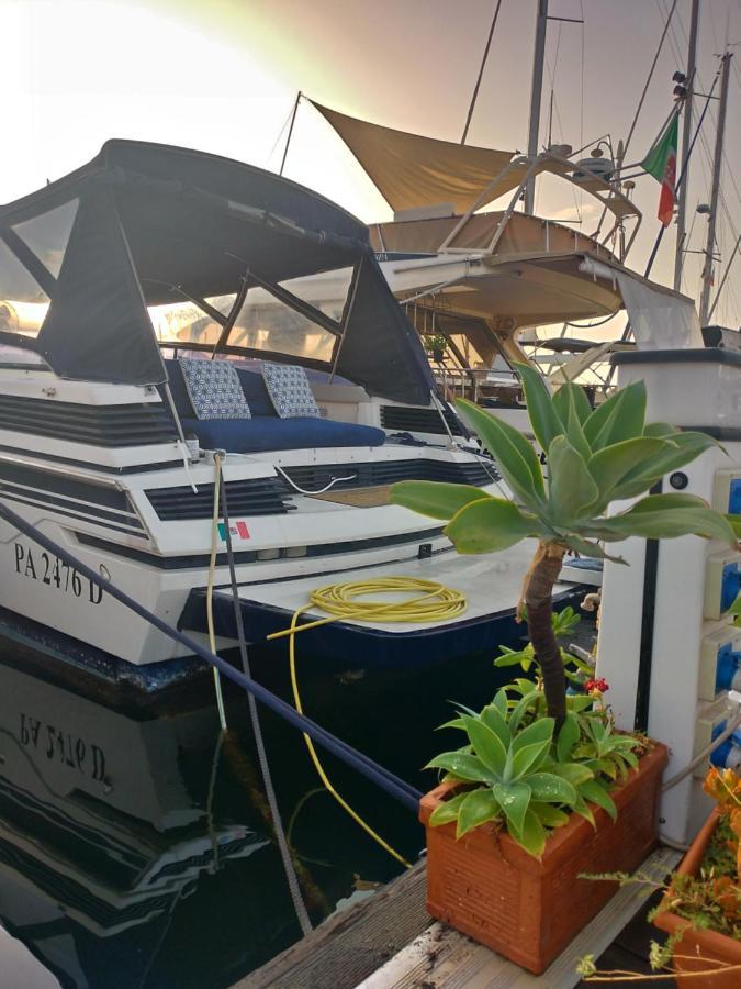Hotel Desirè charming house boat Palermo Esterno foto